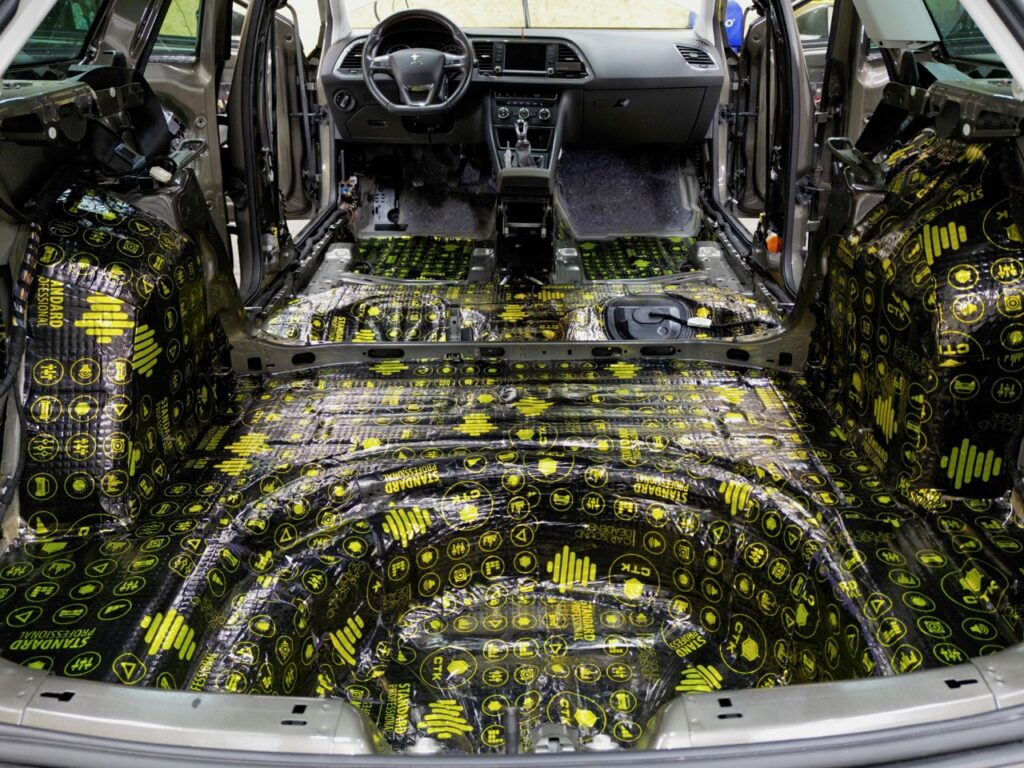 odhlučnění vozidla Seat